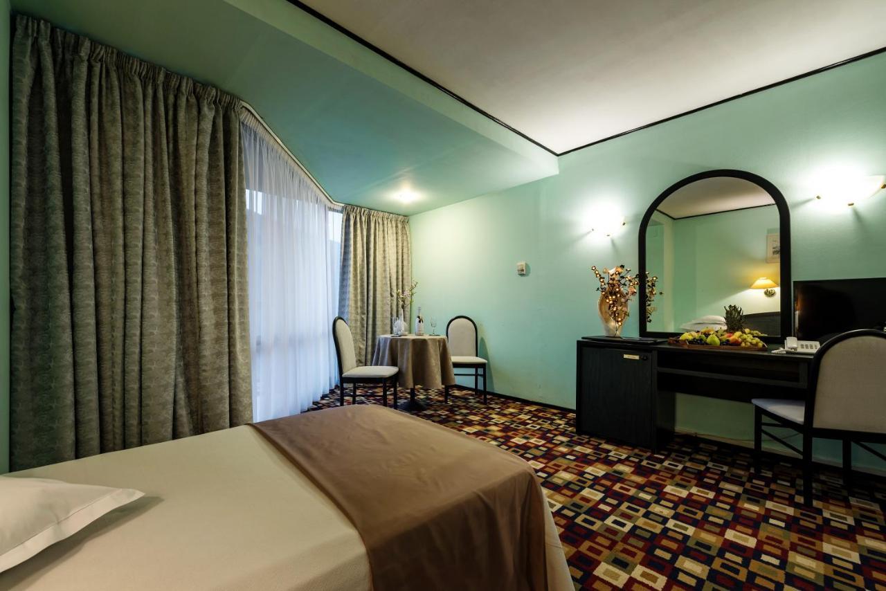 Hotel Mara Sinaia Extérieur photo